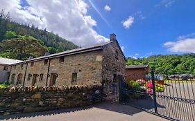 Hendre Rhys Gethin Luxury Lodges